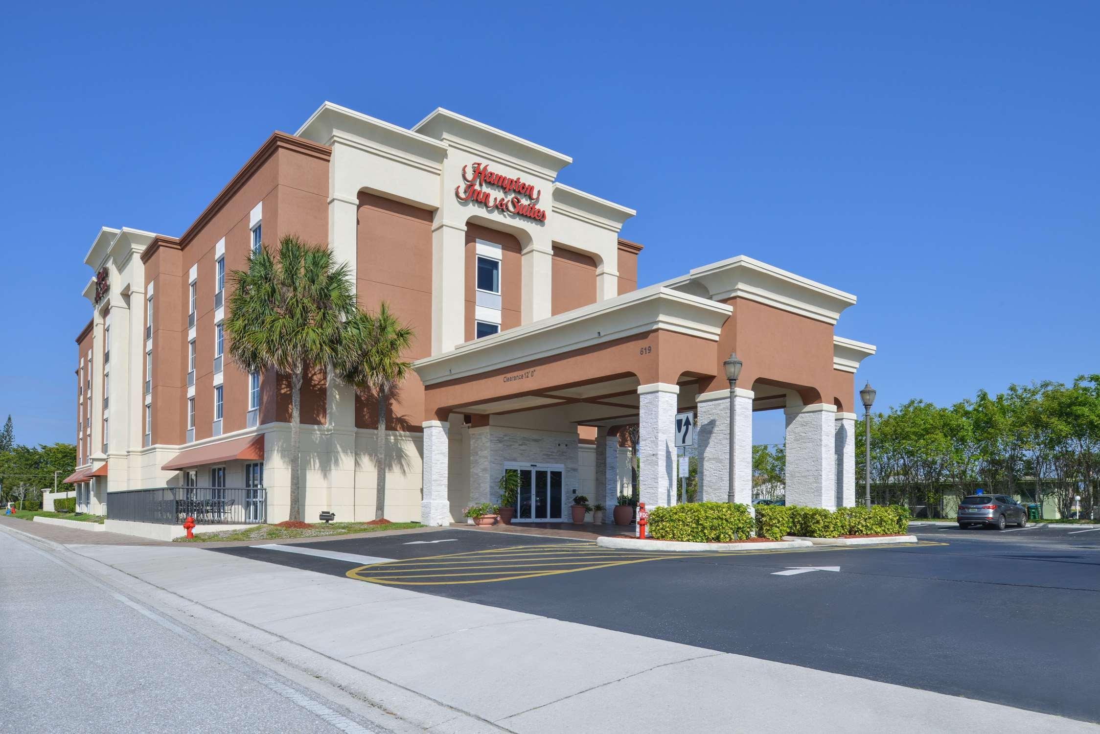 Hampton Inn & Suites Cape Coral / Fort Myers Exteriör bild